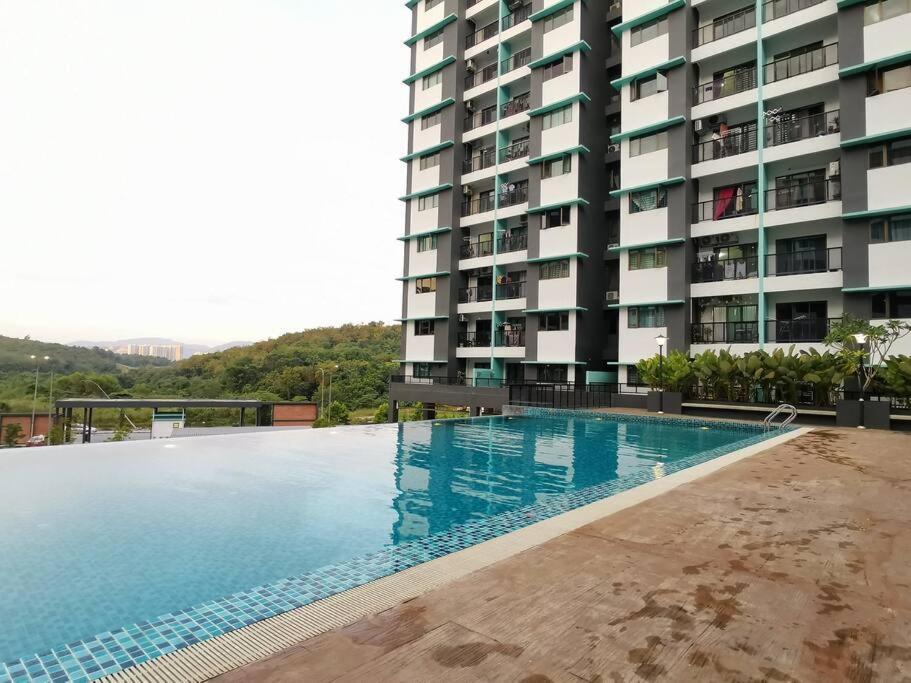 Zanra At Residensi Zamrud Blok B Apartment Kajang